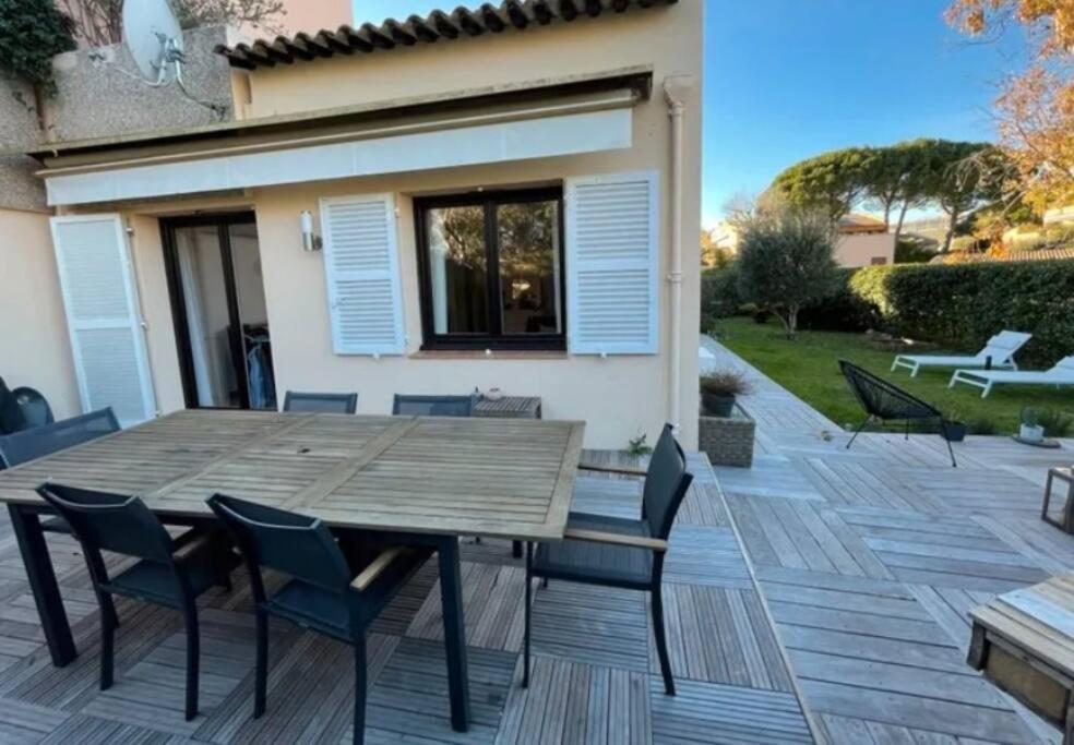 Charmant appartement dans un domaine avec piscine photo 3