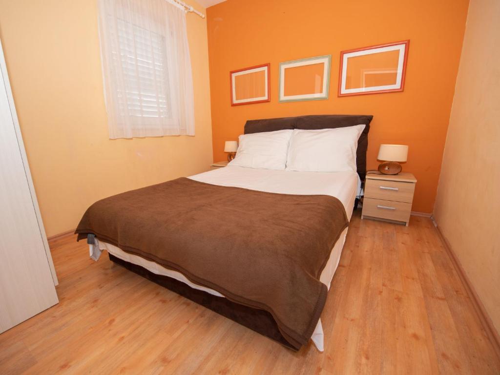 Apartment Bencun-1 by Interhome photo 3