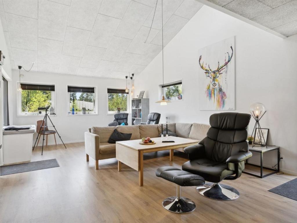 Holiday Home Thythger - 800m to the inlet in Western Jutland by Interhome photo 4