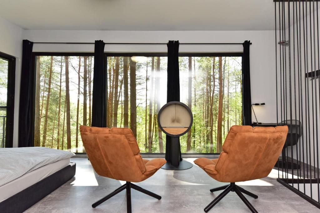 Premium Forest Bungalow with HOT TUB photo 3