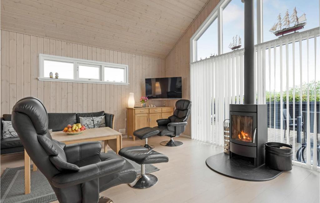 Amazing Home In Tarm With Sauna, Wifi And 3 Bedrooms photo 4
