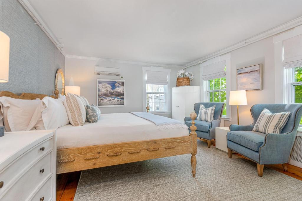 Nantucket Periwinkle photo 1