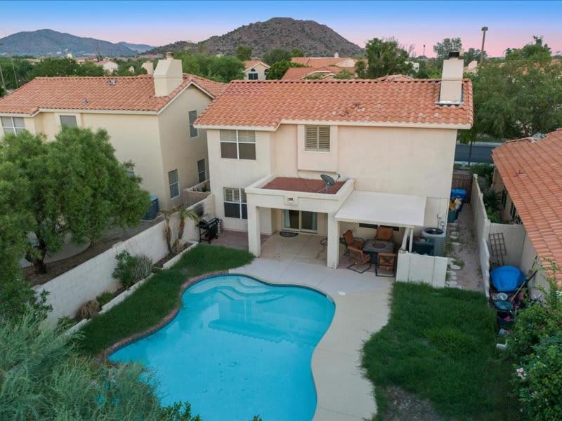 Red Mountain Ranch home BBQ Pool image