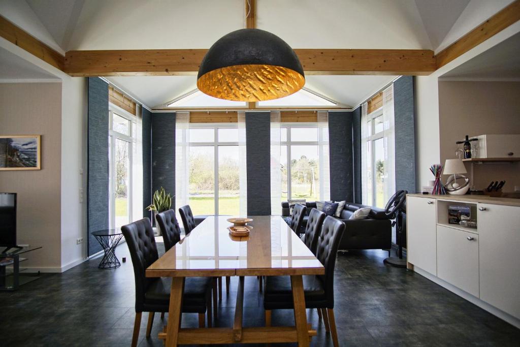 modernes Haus mit Kamin und eigener Sauna sowie Garten - Ferienhaus Windrose photo 3