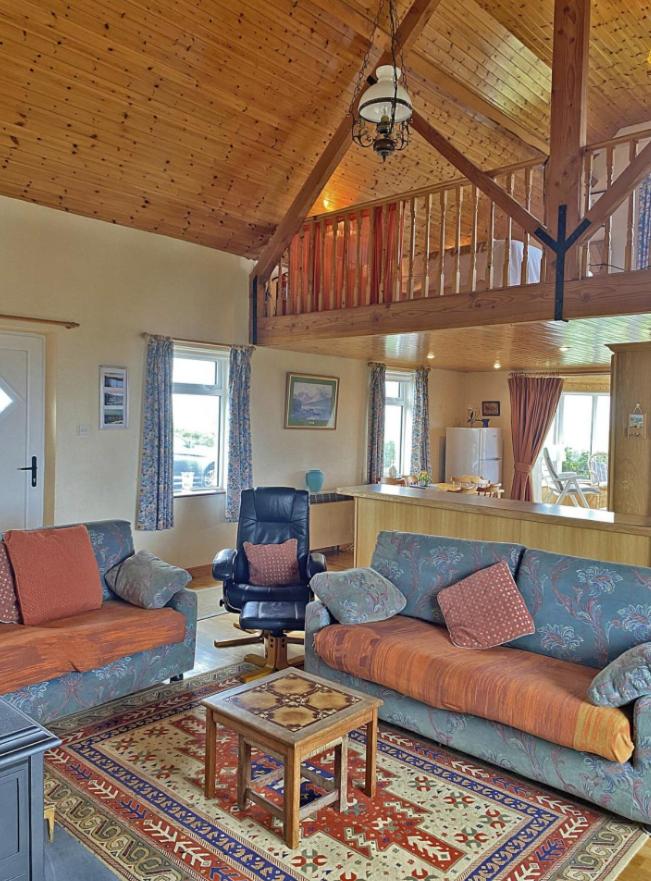 Lands End Cottage - Connemara photo 4