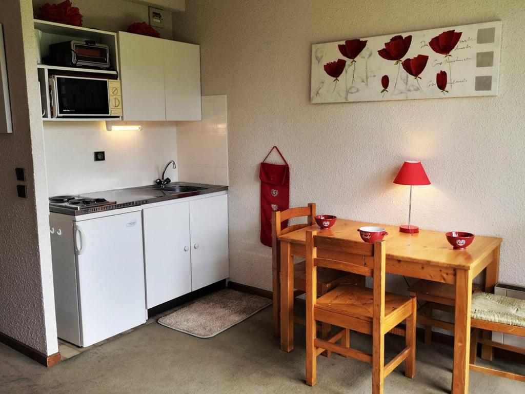 Appartement Notre-Dame-de-Bellecombe, 1 pièce, 5 personnes - FR-1-595-10 photo 2