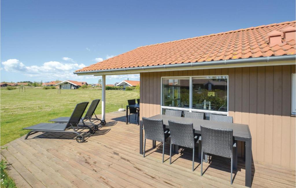 Awesome Home In Vggerlse With 3 Bedrooms, Sauna And Wifi