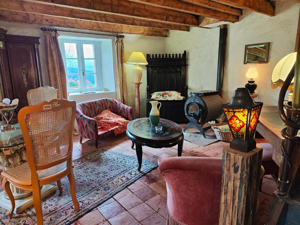Ancienne petite ferme rénovée photo 2