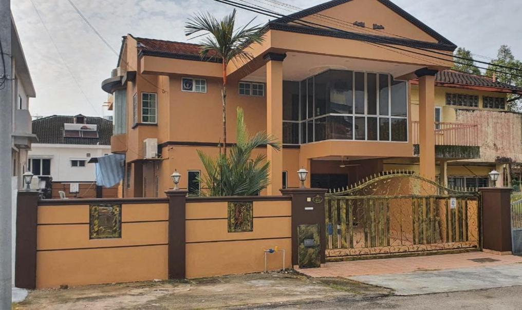 KL City Villa La Familia