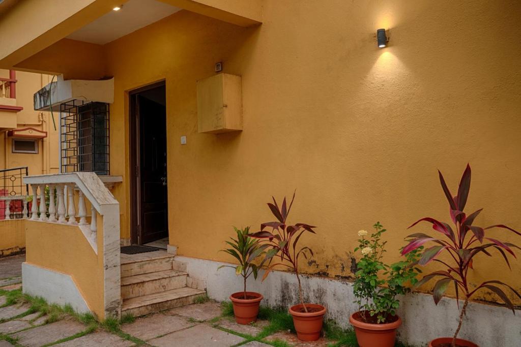 CasaAmarelo-3&6Bhk-FullyAirCon-WiFi-Candolim-Beach500m photo 1