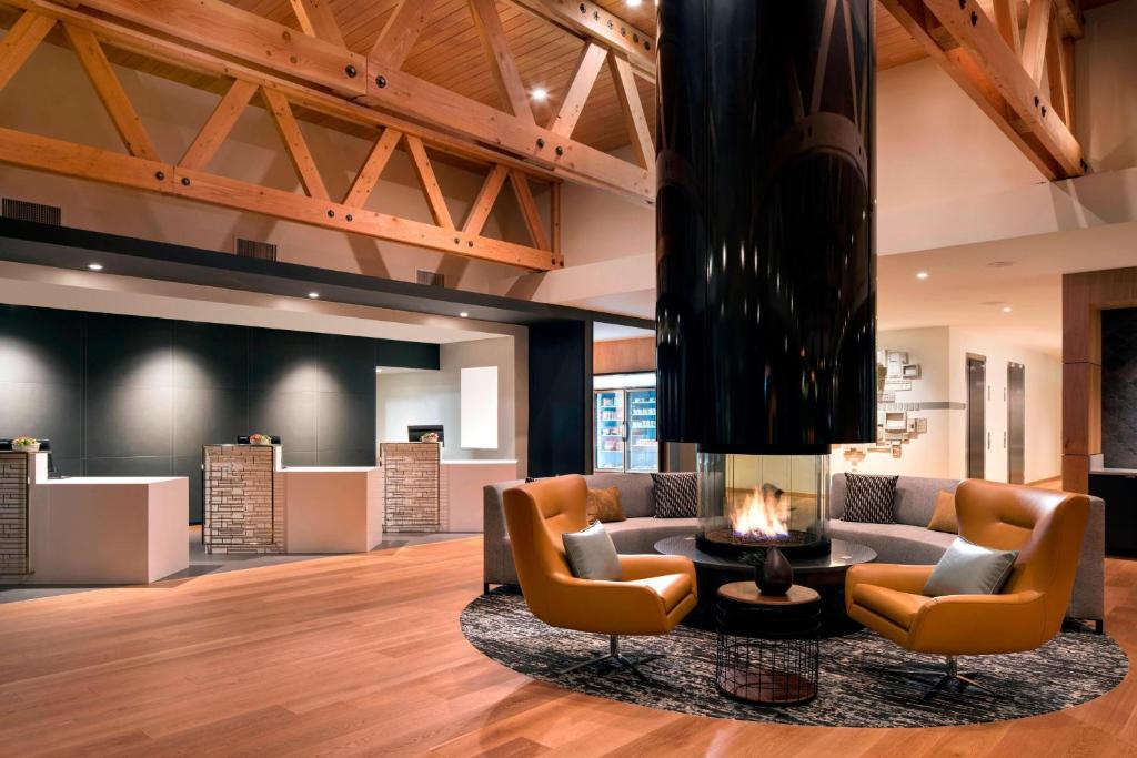 Residence Inn by Marriott Redwood City San Carlos image