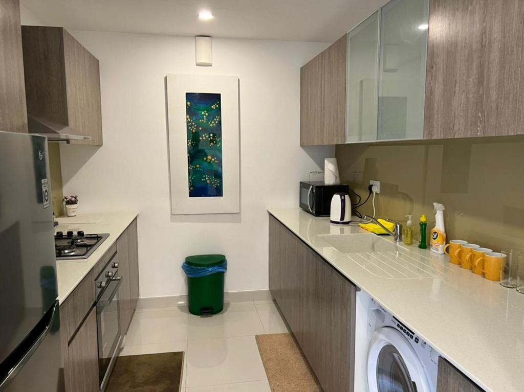 Fairway 2 Bedroom Luxury Apartment with Gym and Pool photo 1