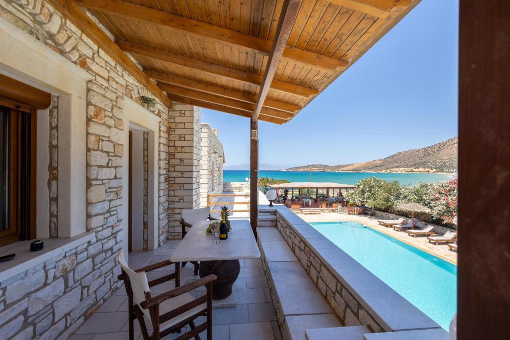 Avgerinos Village photo 3