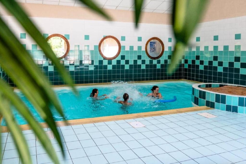 Appartement cosy T3 4 à 6 pers avec Piscines Intérieure, Extérieure & Sauna à Samoëns en Haute-Savoie photo 3