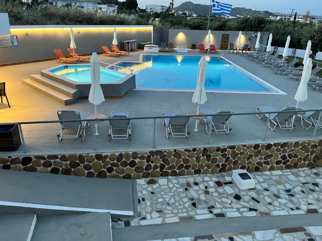 Family House Faliraki Studios Apartments photo 2