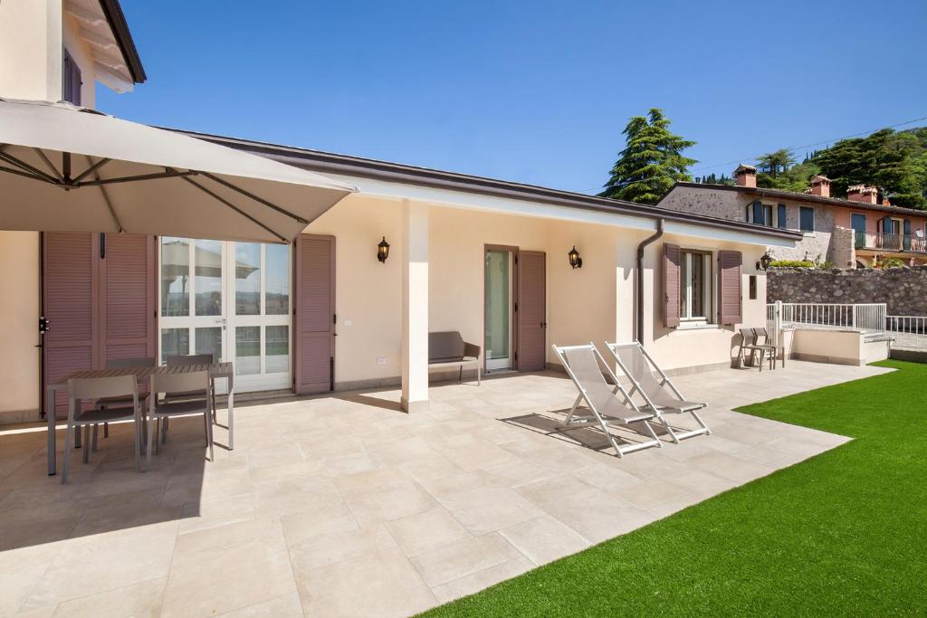 Villa Chiara APT 1- Appartamento in villa con piscina photo 4
