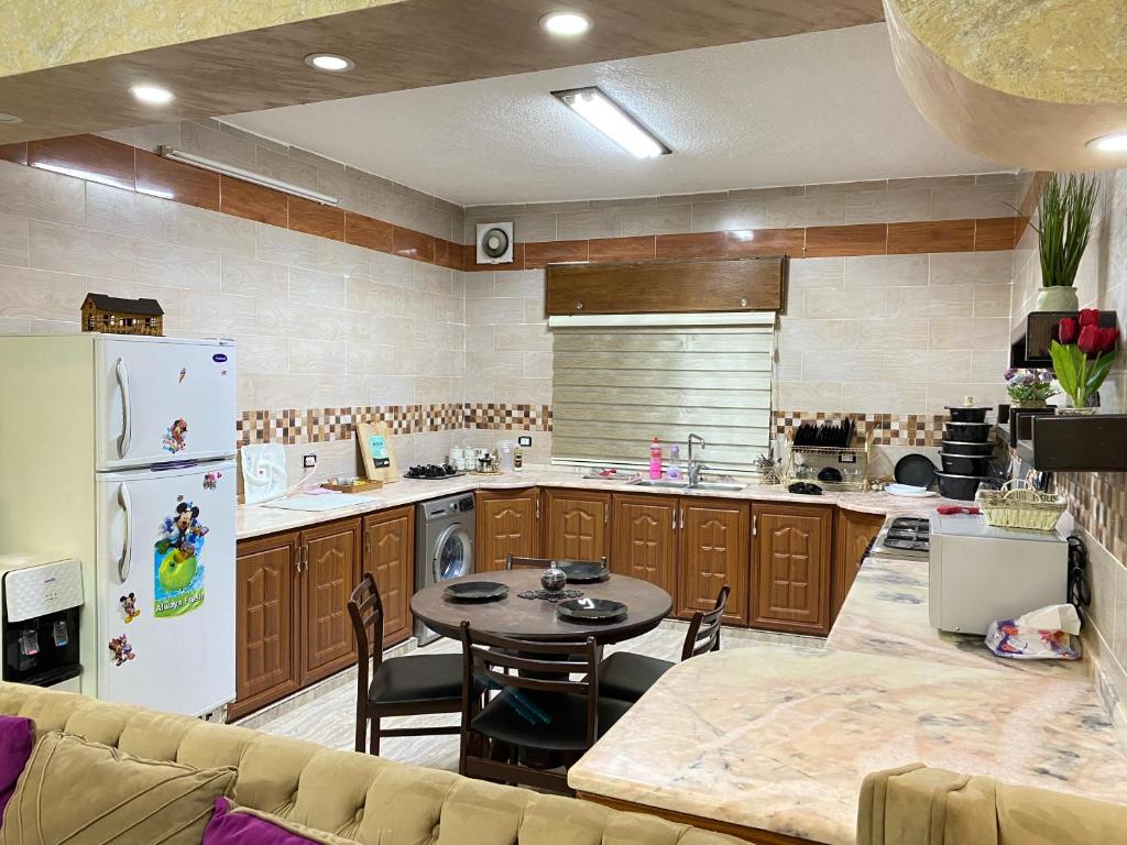 Jasmine's House photo 4