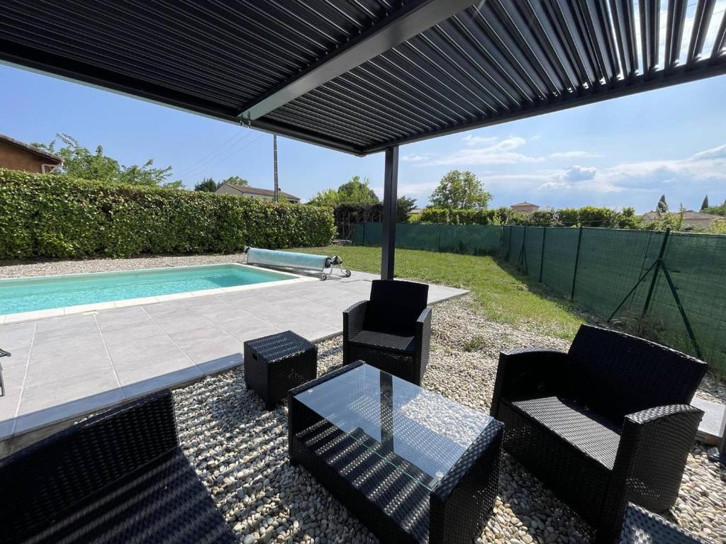 Maison Pradons, 4 pièces, 6 personnes - FR-1-697-23
