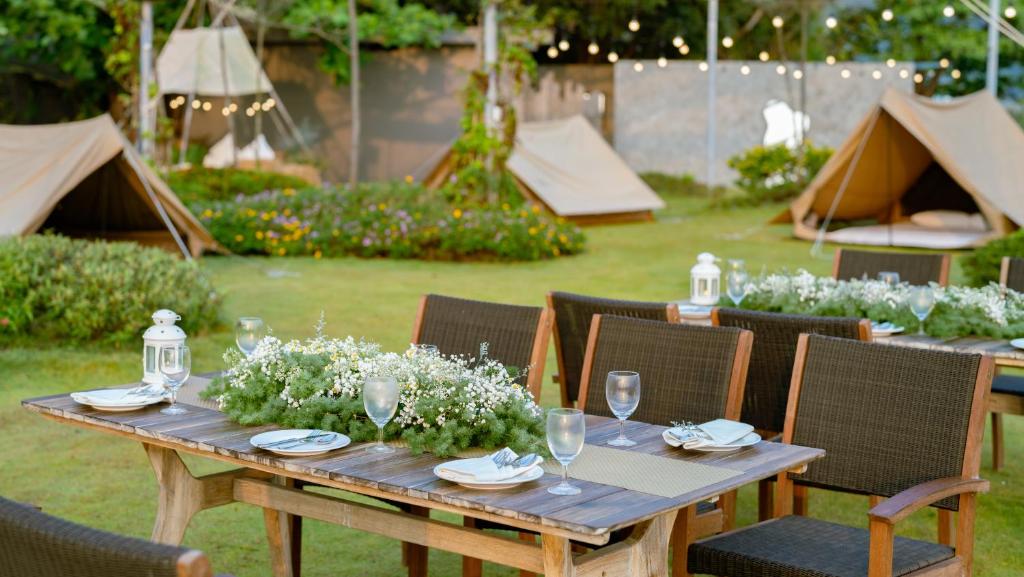 Royal Hotel & Healthcare Resort