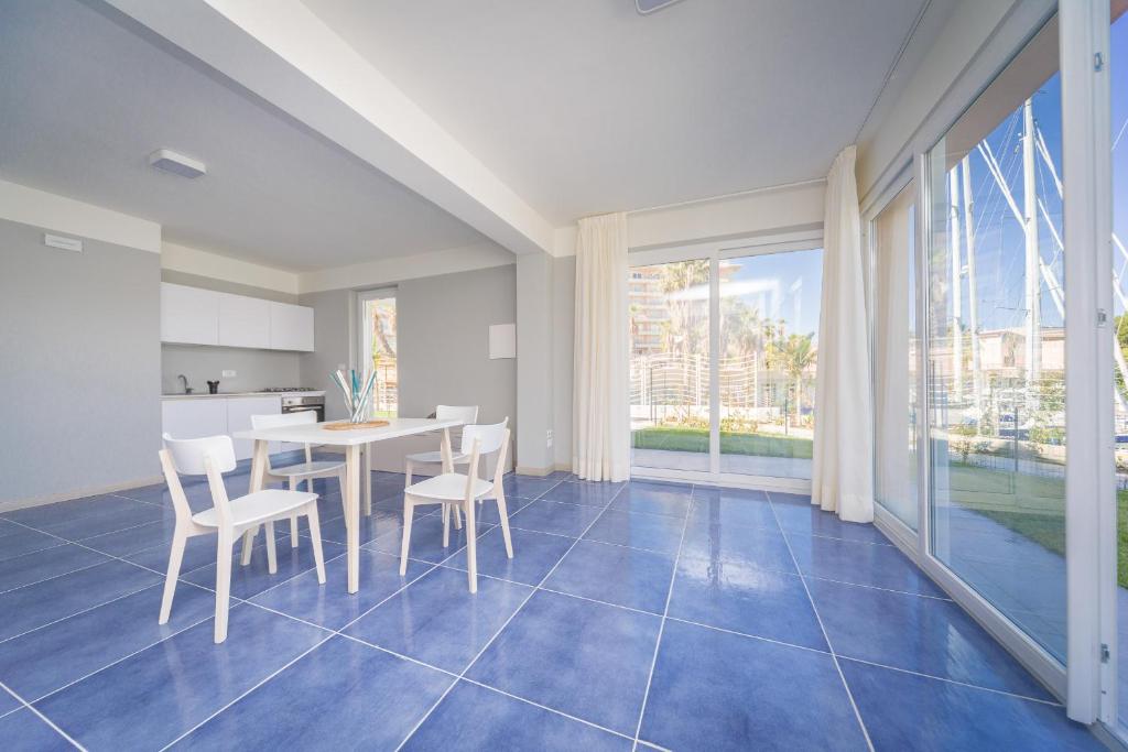 Appartamento Tramontana Portorosa - Residence Delfino photo 2