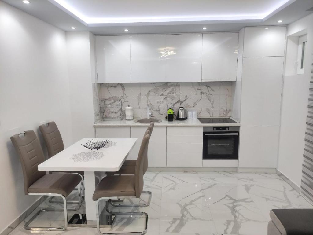 Apartman Viktor photo 4