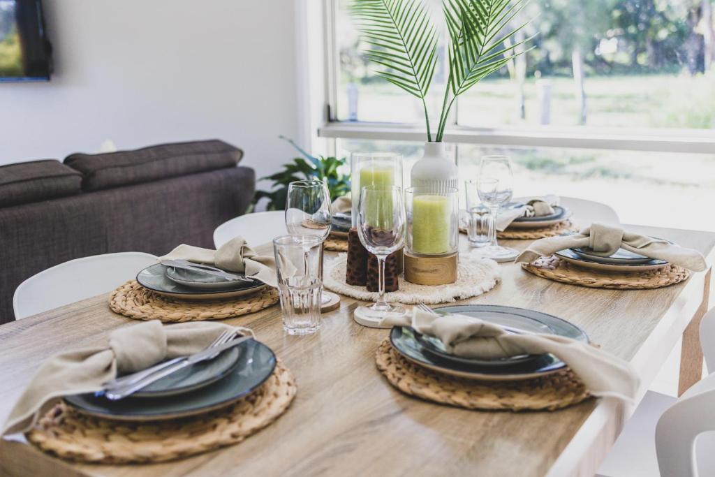 Peaceful, stylish Arakoon cottage with EV Chrger photo 4