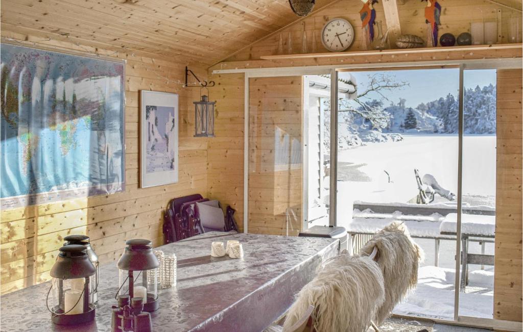 Beautiful Home In Frresfjorden With 4 Bedrooms, Sauna And Wifi photo 1