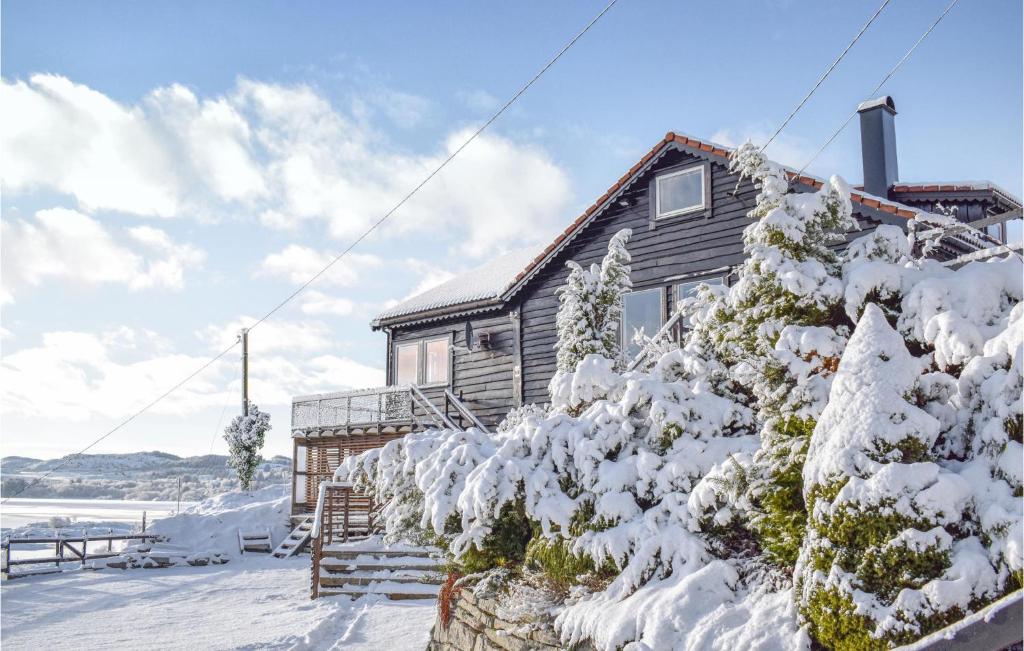 Beautiful Home In Frresfjorden With 4 Bedrooms, Sauna And Wifi photo 2