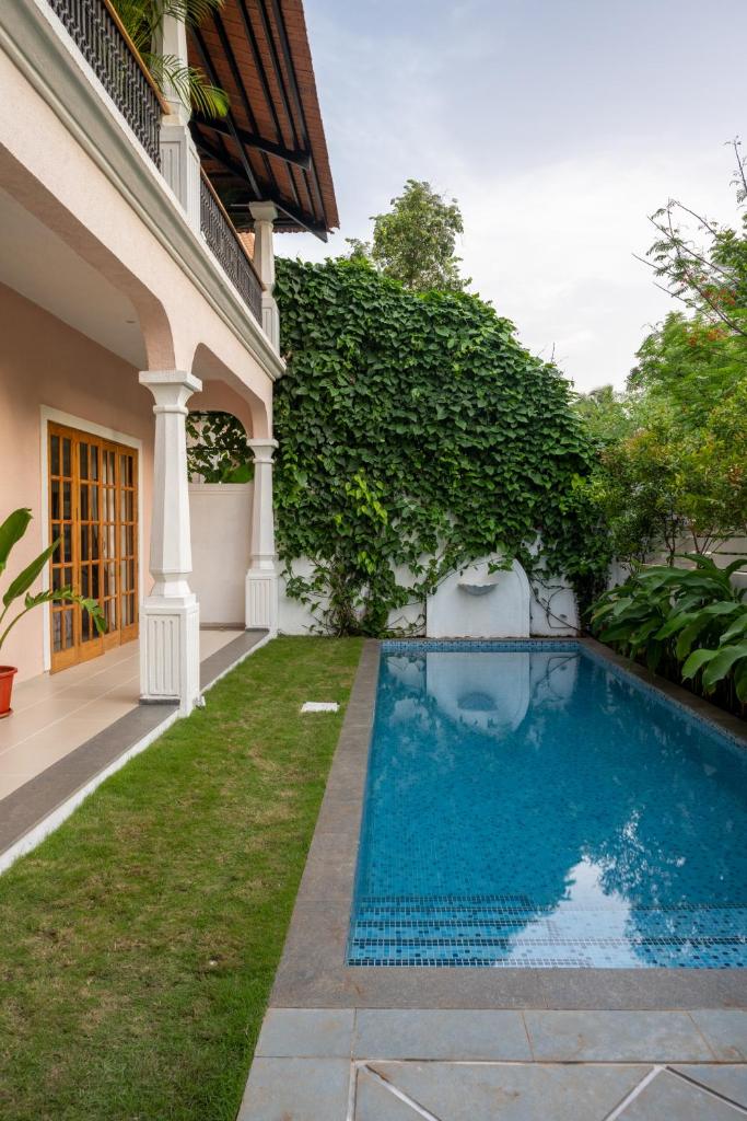Elivaas Panache Luxe 3BHK Villa with Pvt Pool near Baga photo 1