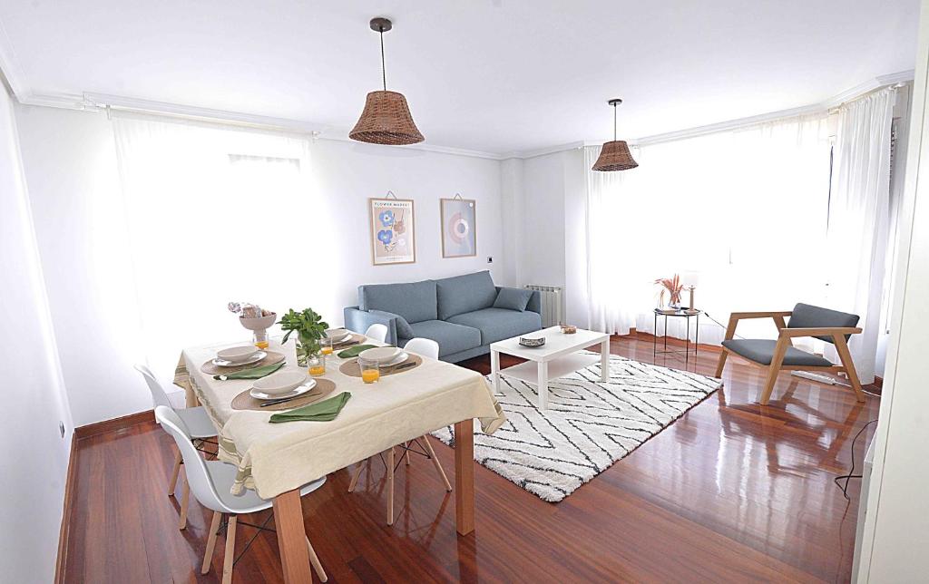 Coqueto apartamento en Liencres. photo 3