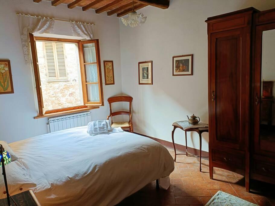 Renaissance House photo 4