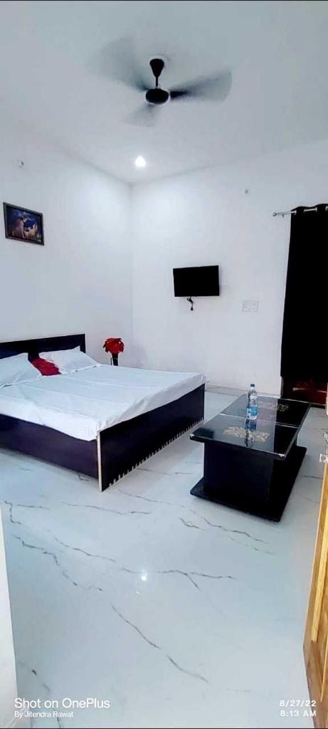 OYO The Valentine Hotel photo 4