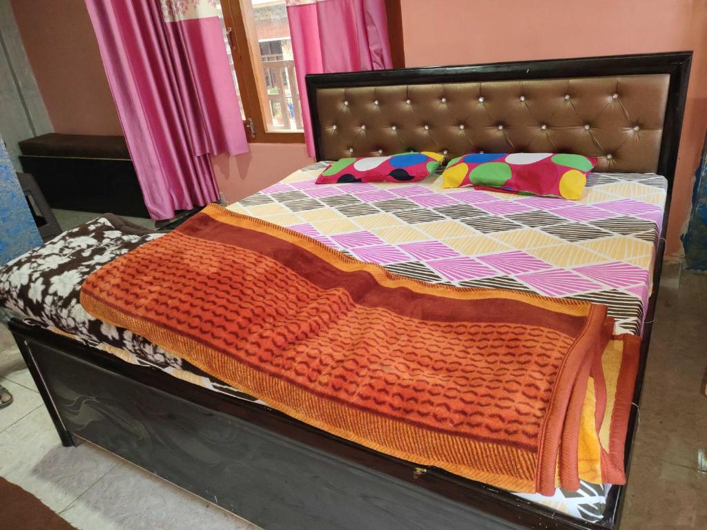 SPOT ON Navrang Sweets , Home Stay And Restaurant