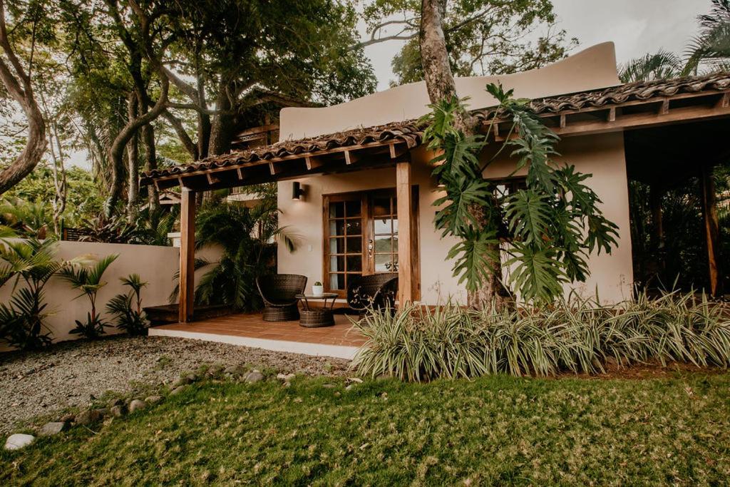 Sansara Surf Yoga & Resort photo 2