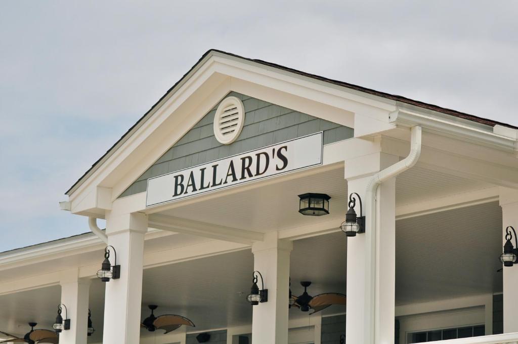 Ballard's Beach Resort photo 2