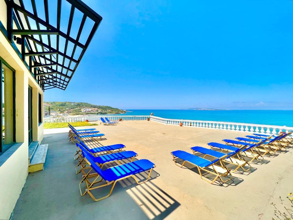 Beachfront Villa Bellevue by DadoVillas photo 4