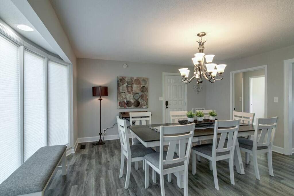 The Residence At Hilltop Acres - Clarksville, Tn photo 1