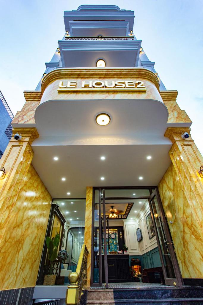 OYO 320 Le House Hotel and Studio