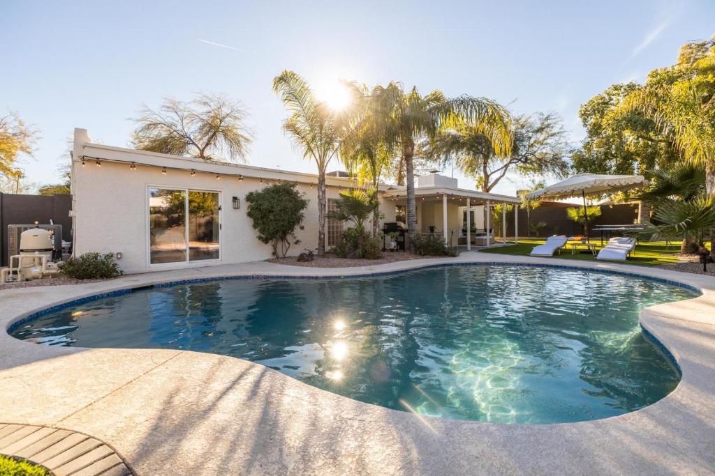 Scottsdale Dreyfus image