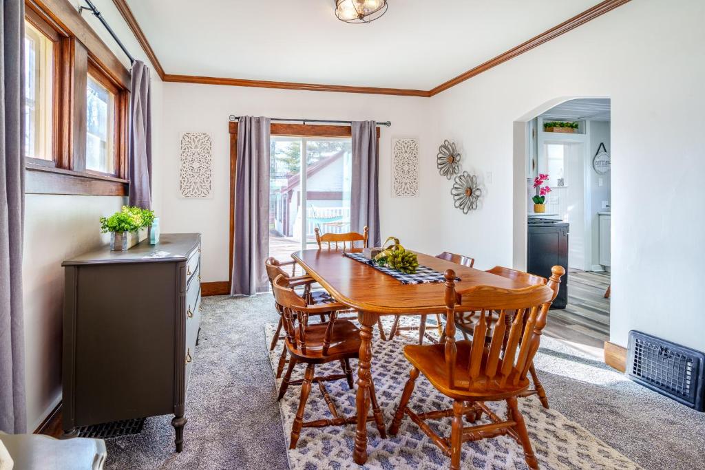 Cozy Craftsman photo 2