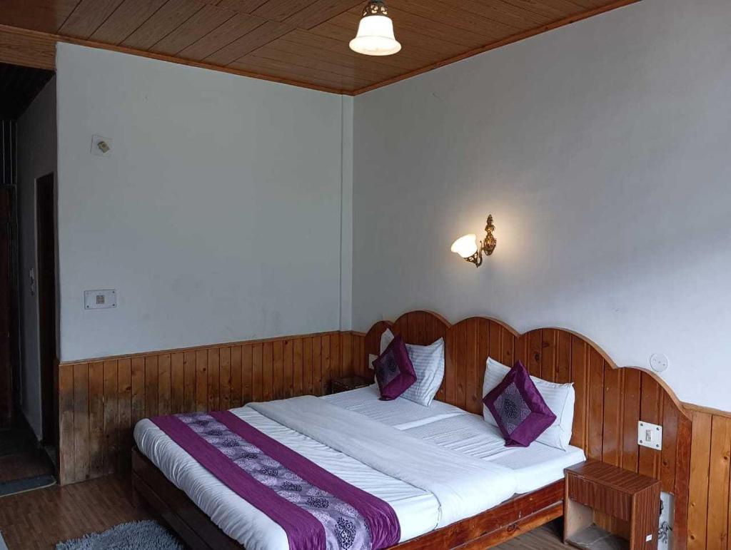 OYO Hotel Bhamat photo 1
