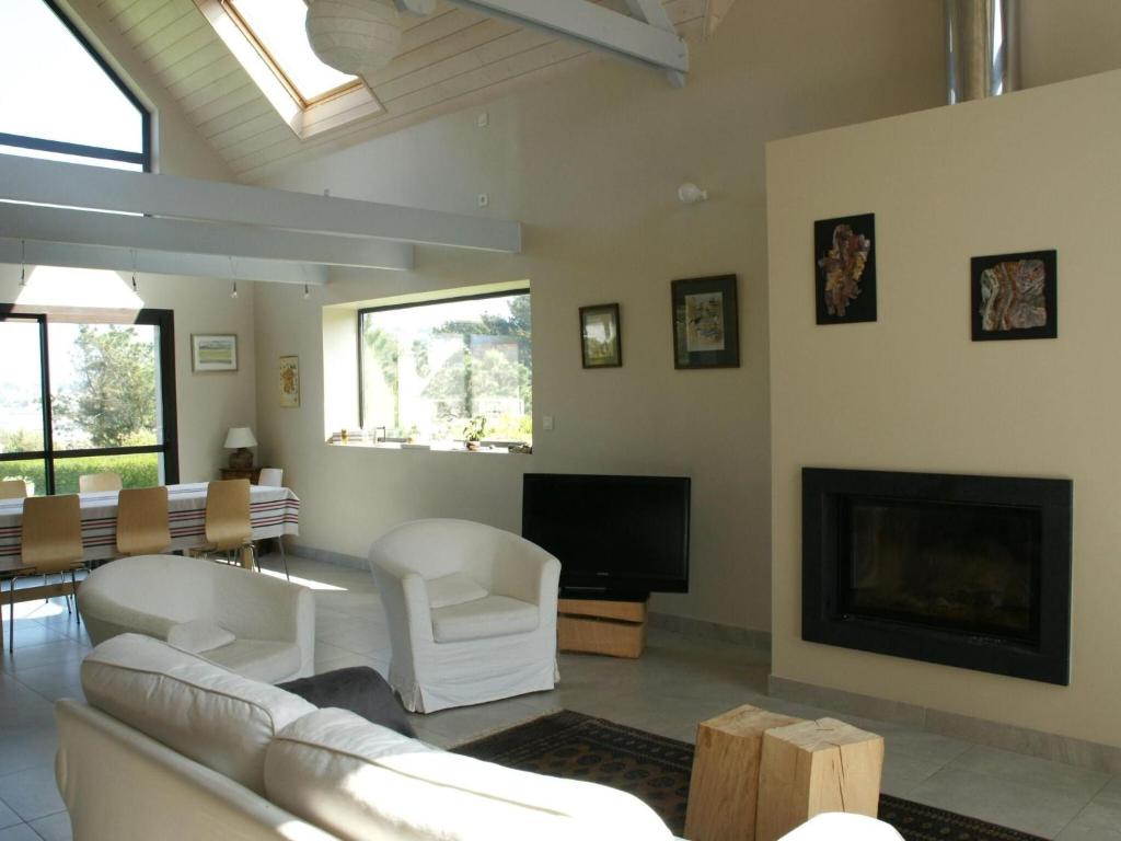 Comfortable architect villa with magnificent view Plougasnou photo 3