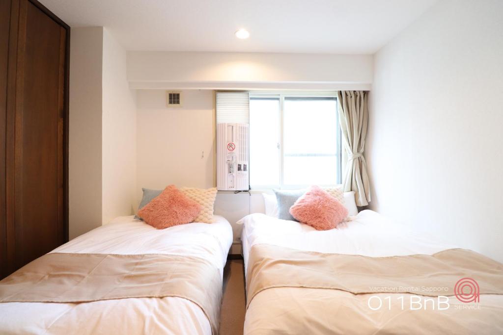 NK BLD3F Sapporo 3LDK 3BR 1 floor 1 room photo 2