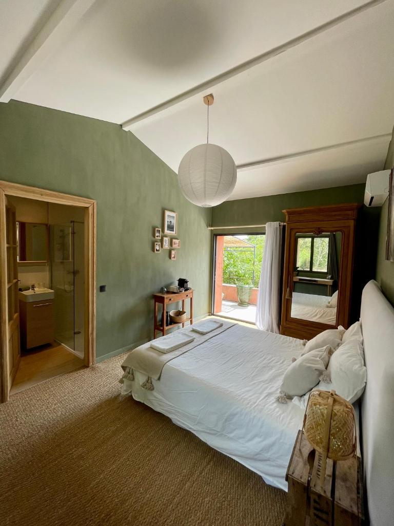 Cévennes - Sublime chambre d'hôtes indépendante et moderne photo 3