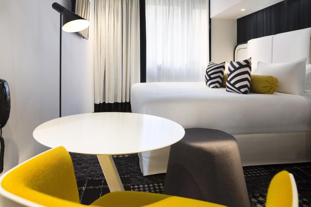 Двухместный (Улучшенный двухместный номер с 1 кроватью), Hotel Ekta Champs Elysées