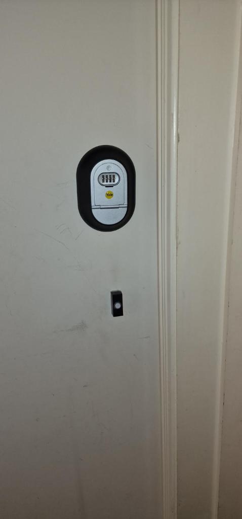 Two Bedroom Self Catering Apt. The Hawthorn's. Sligo photo 3