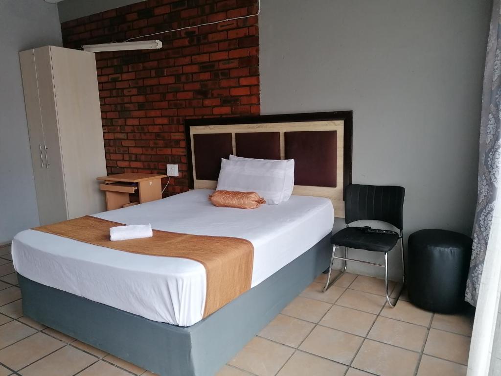 MD VIP Guesthouse - Amersfoort Mpumalanga photo 1