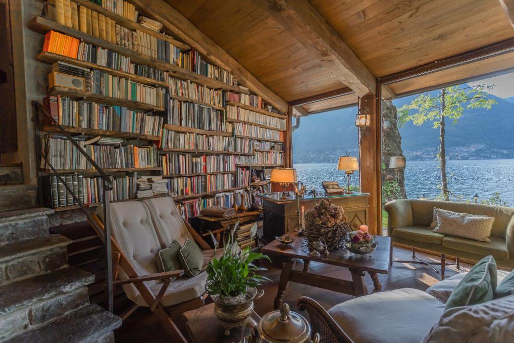 The Writer's Nest Waterfront Villa by Rent All Como photo 3