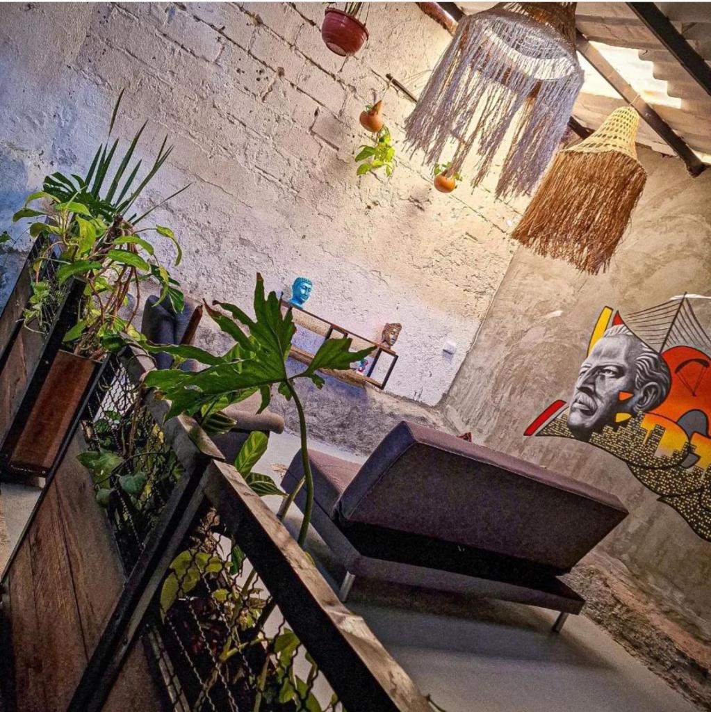Urban Hostal Bar photo 3