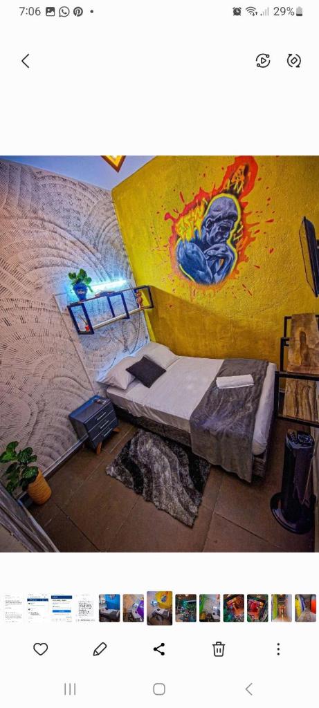 Urban Hostal Bar photo 2